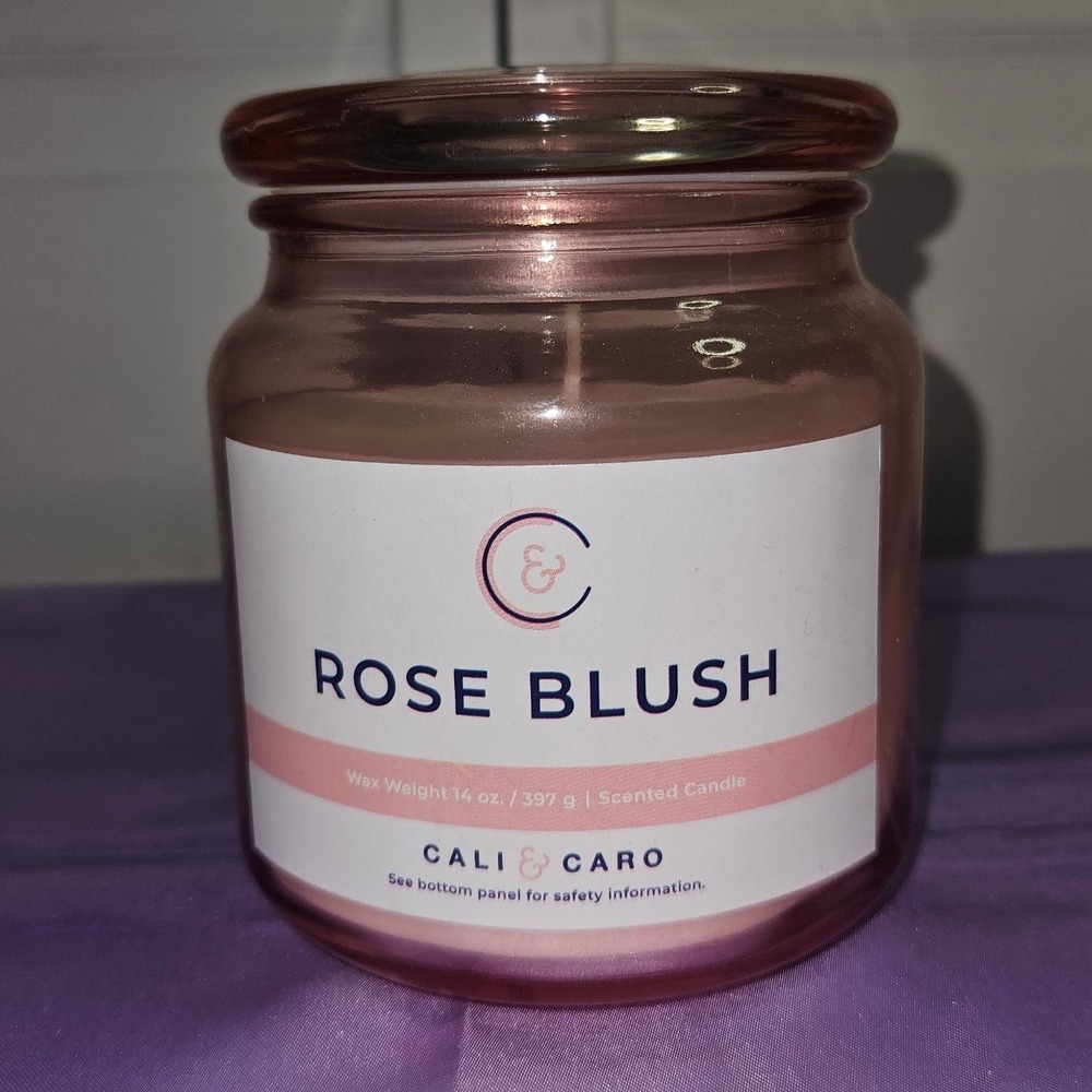 Cali & Caro Rose Blush Scented Candle 14 oz Pink Glass Jar with Lid Single Wick
